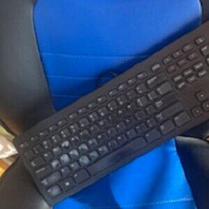 DELL Cable Wired Black Multimedia Computer Keyboard KB213 US English